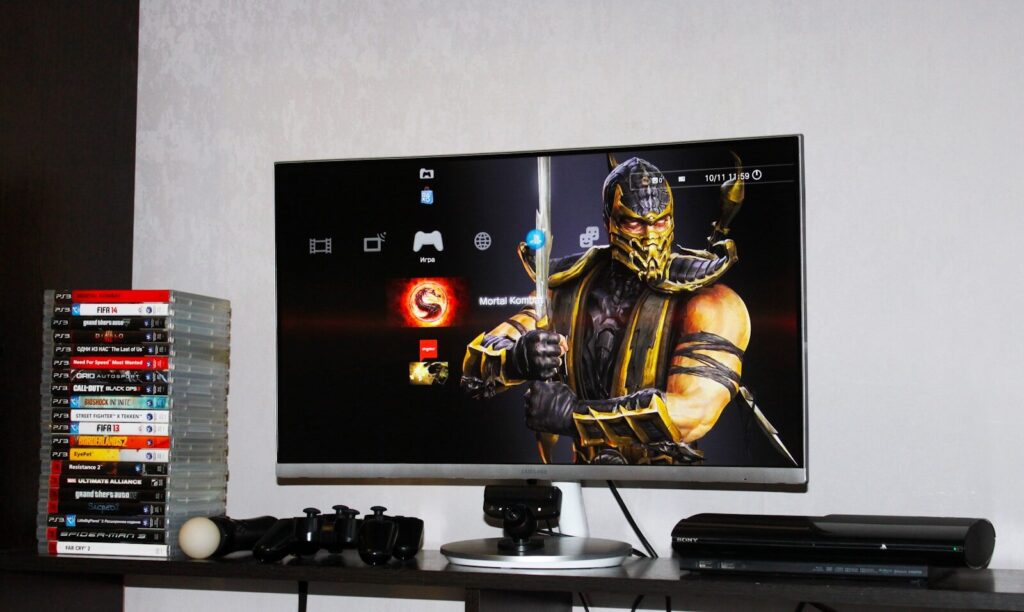 Smart TV 2026 com tecnologia Mini-LED e processamento de imagem avançado em ambiente iluminado